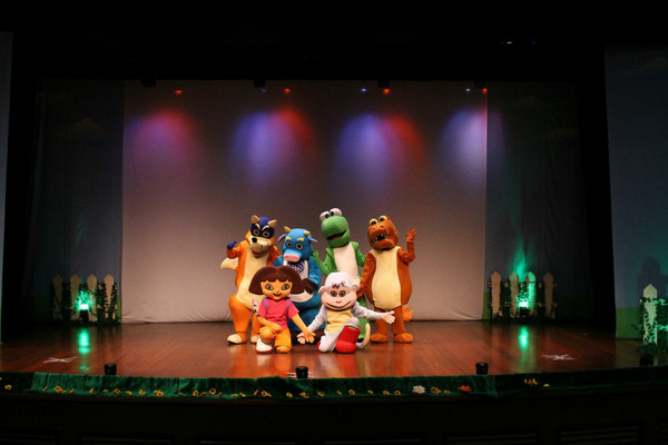 Dora no Teatro